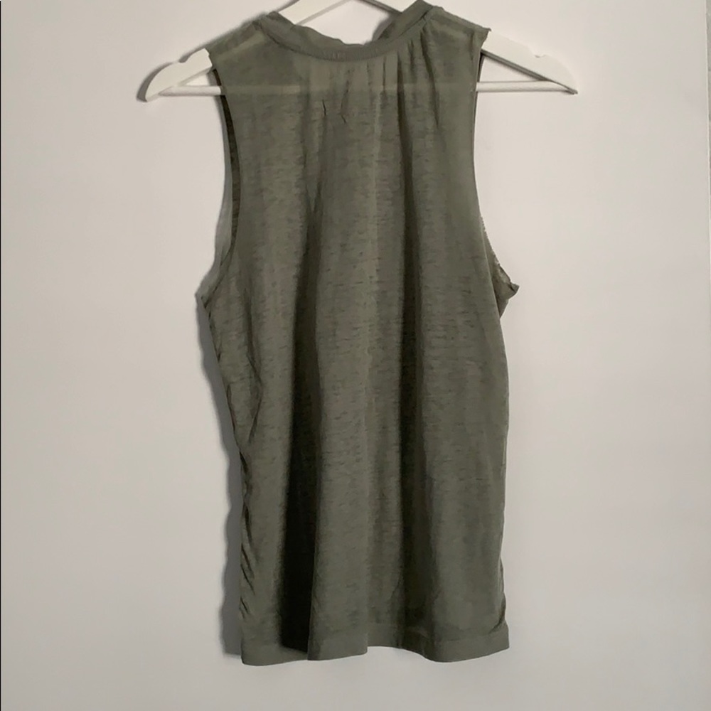 Target Tank-top - Picture 2 of 2